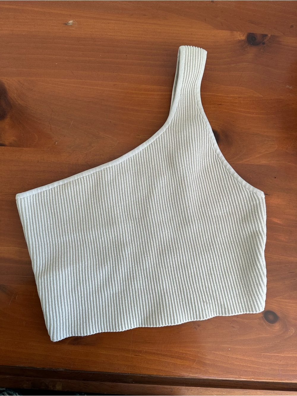 Babaton Aritzia Sculpt Knit One-Shoulder Cropped Tank M